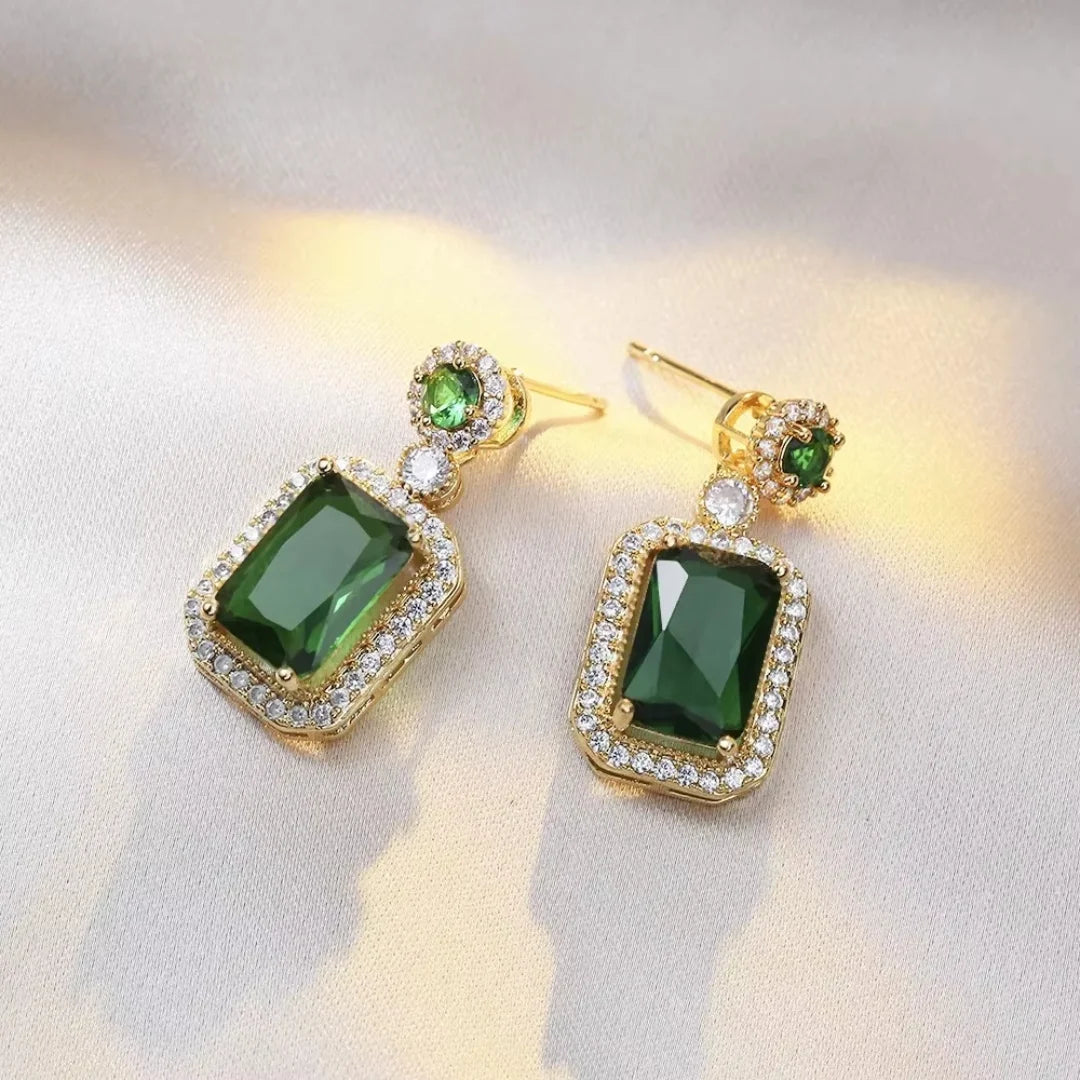 May Emerald Birthstone Jewelry Set