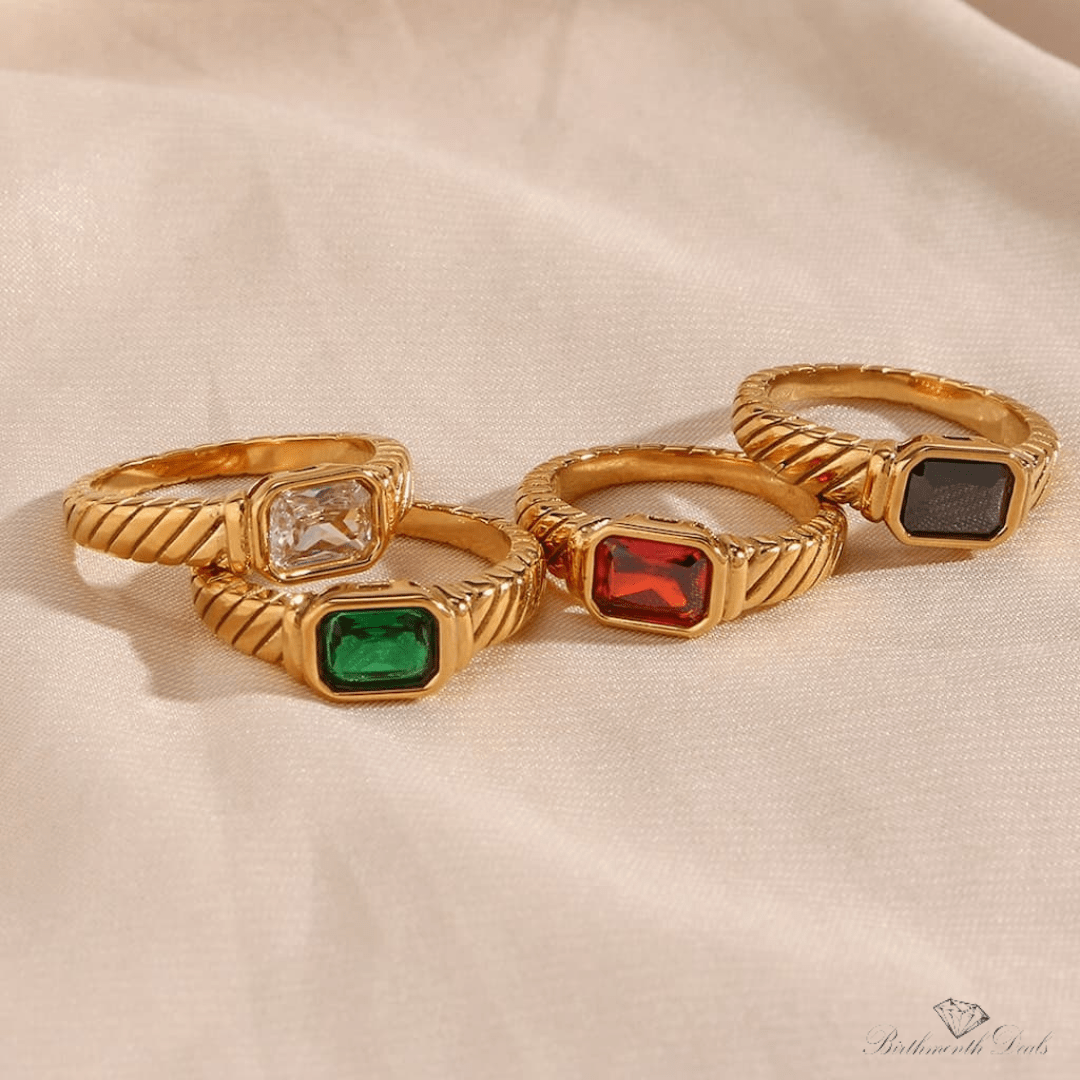 May Emerald Birthstone Ring - Birthmonth Deals